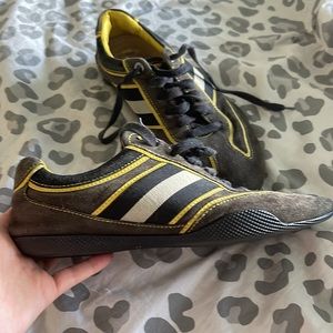 Bally Switzerland suede sneakers